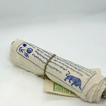 Medium prayer flag without color